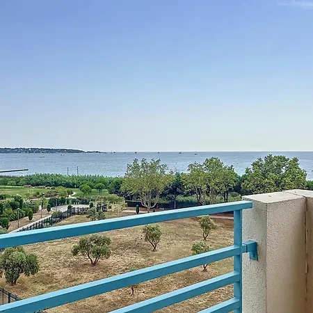 Les Pins Bleus 아파트 앙티브